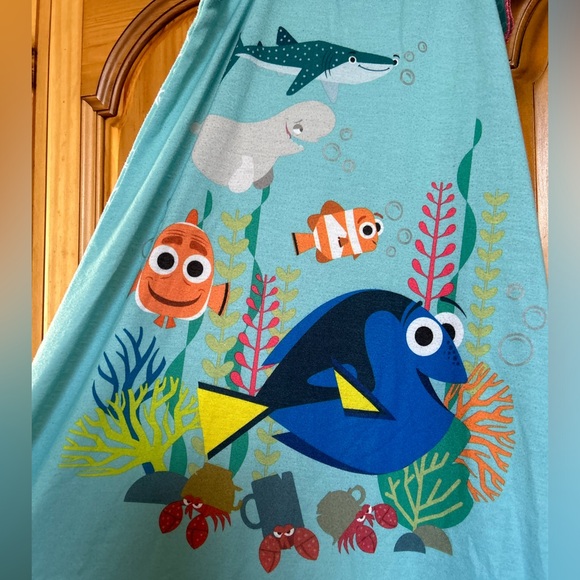 Disney store finding dory nightgown size 9/10 bubbles fish ruffles Pixar - Picture 2 of 5